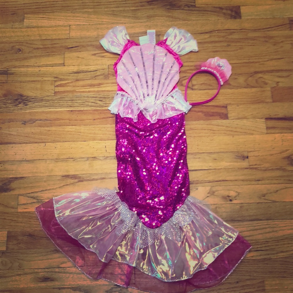Mermaid 🧜‍♀️ Halloween Costume.